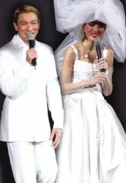 刘德华|曾经对刘德华公开示爱的4位女明星，王祖贤上榜，看到最后太可惜