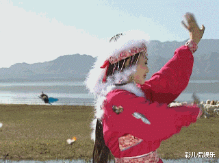 香妃|《还珠格格》香妃出场篇:原版美成人间仙子,新版拍出穿帮现场!