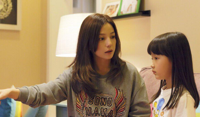 纪姿含|赵薇的“女儿”因长得太好看，被全网禁止整容，如今美到不敢认！