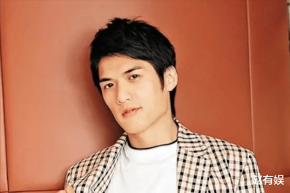 李雨阳|成名梦碎后娶小11岁娇妻，开店亏损30万，养2娃成为经济难题