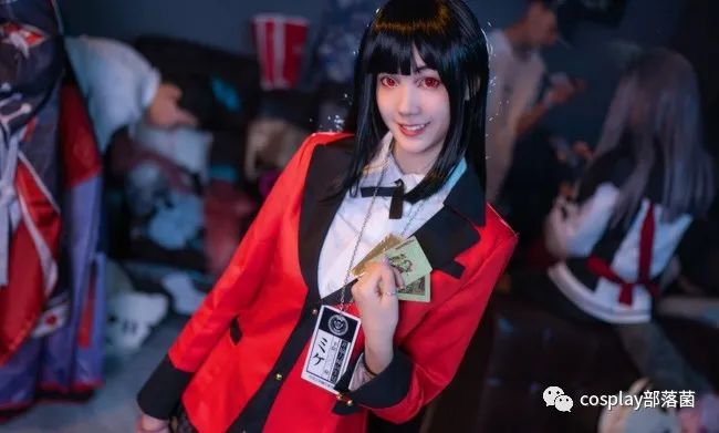 |cos：她手中的小丑牌会变化哦