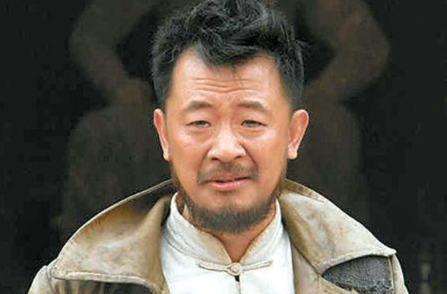 黄海波|她不顾家人反对，执意嫁给刚出狱的黄海波生下孩子，现过得咋样？