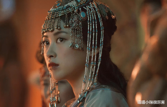 朱珠|被誉为中国第一美女,与法拉利总裁谈恋爱,朱珠到底靠的是什么?