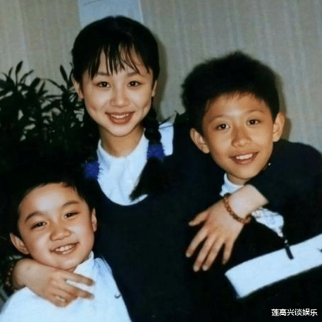 岳云鹏|有种低调叫杨紫妈妈，原来是《甄嬛中》中的她，难怪女儿那么出色