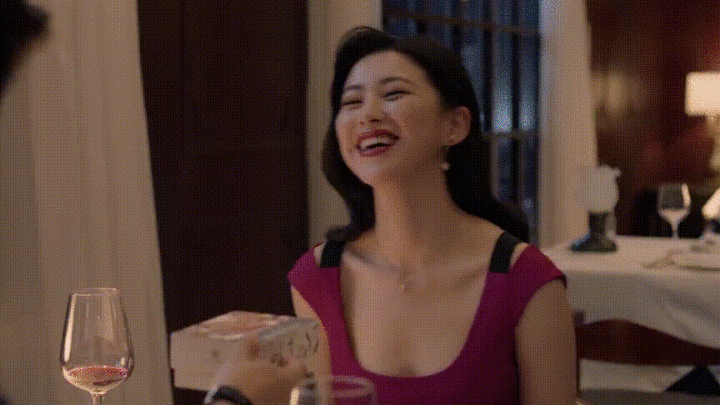 朱珠|?艳压童瑶，获一致好评，她终于从“名媛”走到“演员”