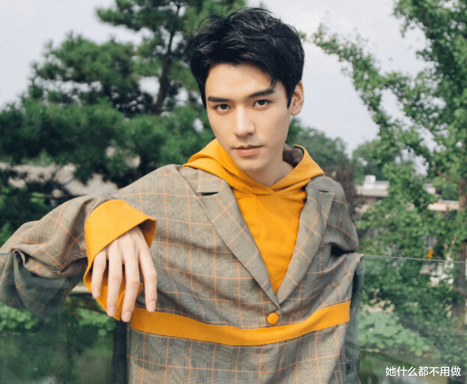 龚俊|龚俊一路走来就是，知世故而不世故，真的是很自律