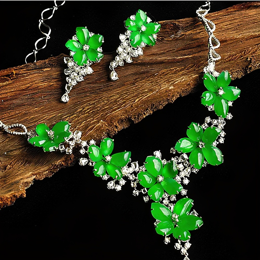 翡翠手镯|专家手把手教你，该如何区分翡翠ABC货？