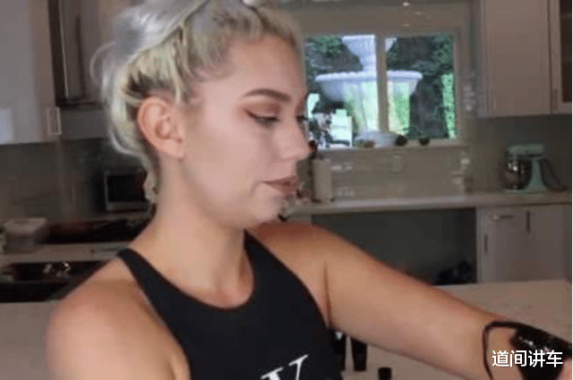 张根硕|男子将黑头面膜涂满全身,往下撕的一瞬间,想死的心都有了!