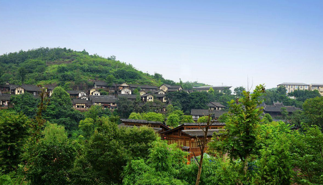 川藏公路 四川小众的绝美古镇，无需门票，古韵十足被称“半边山江半边城”