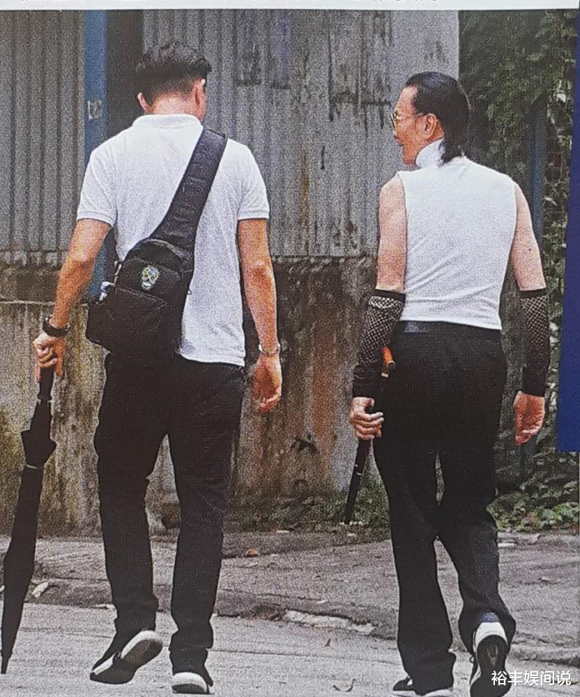 谢贤|85岁谢贤现身顺德捞金，打扮帅气仍显冻龄，老板点头哈腰太卑微