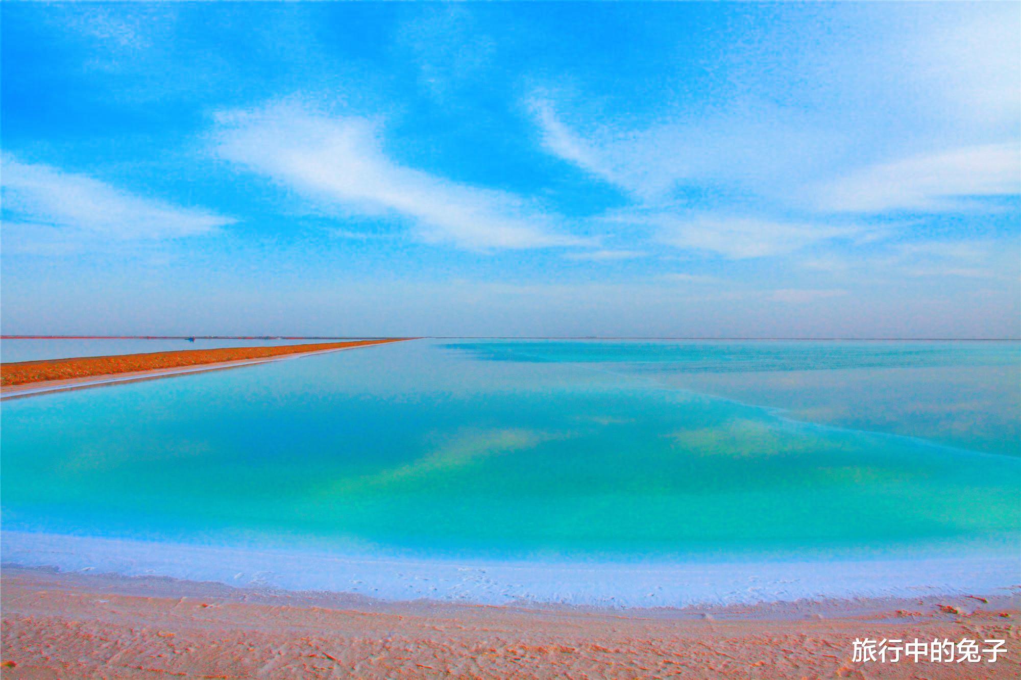 杭州 塔克拉玛干沙漠突现巨大湖泊，不毛之地“复活”了？