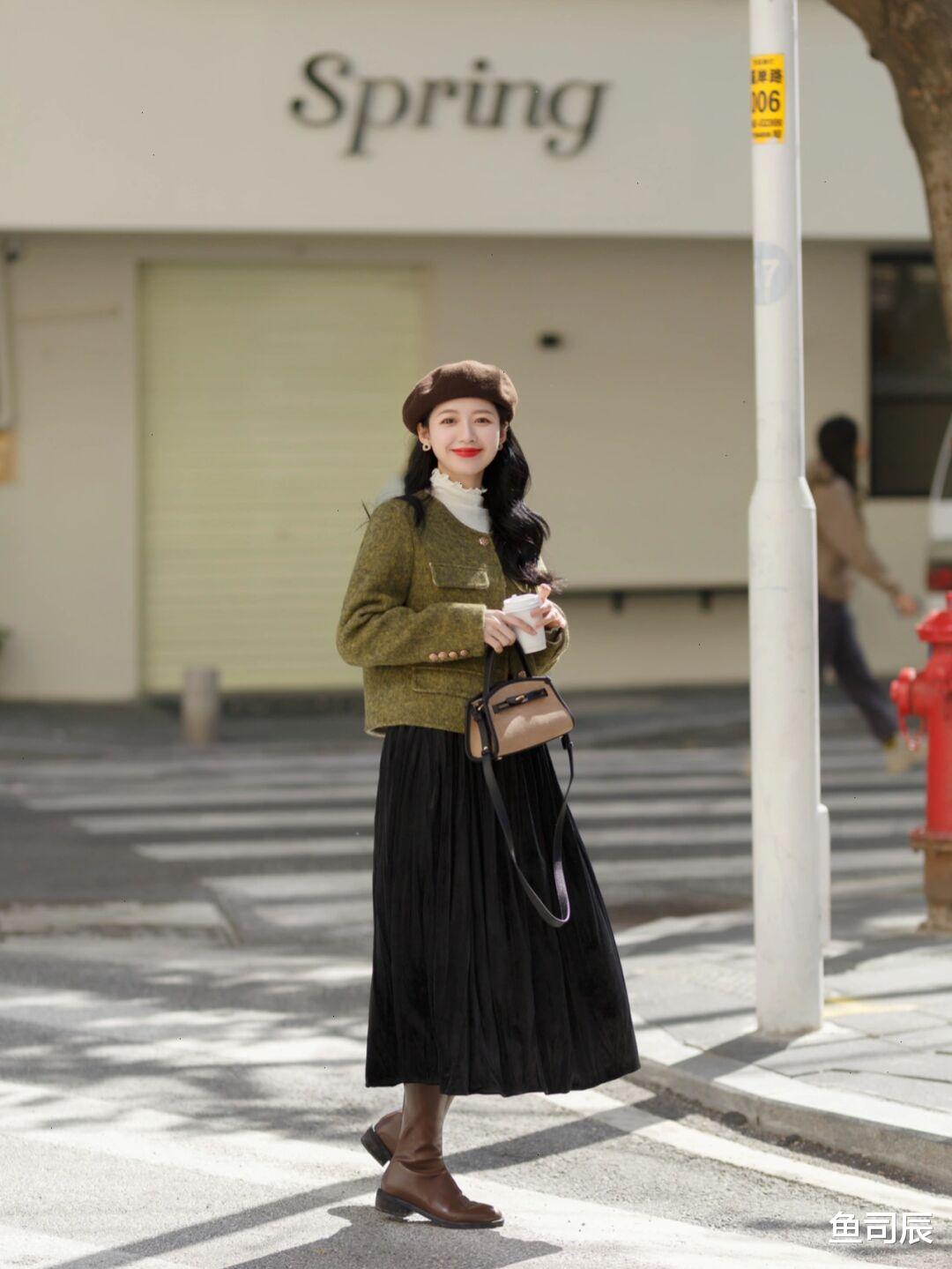 穿衣搭配|职场OL冬季离不开“羊毛西装”，借鉴这组搭配，日常通勤也很时髦