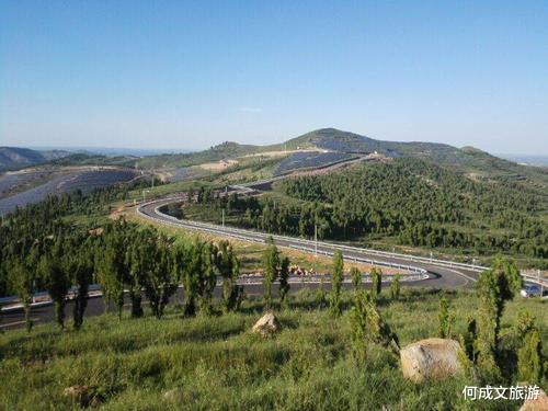 梯田|安丘一条公路，地势高险，路旁风景清新美丽，知道的人却很少