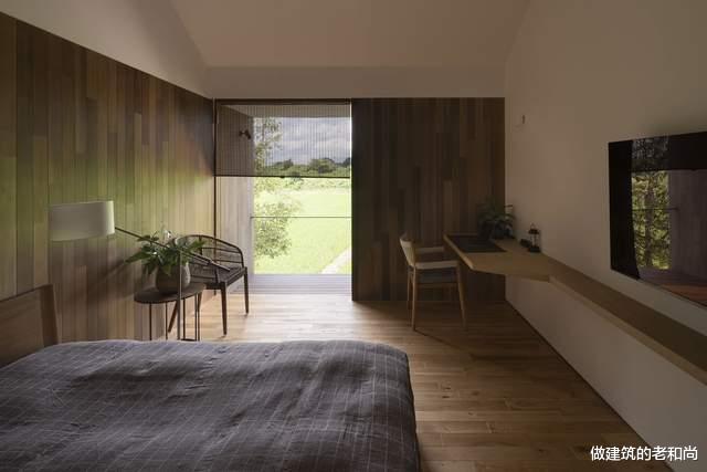 乡间单层朴素的住宅：以田野风光为景，构筑舒适的生活空间