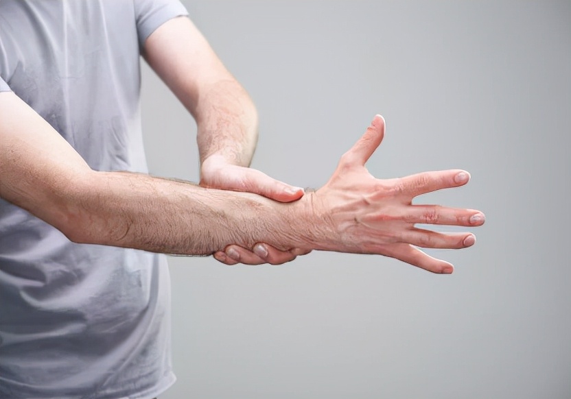 高血压|高血压“祸根”找到了，警示：3种家常菜再吃，血压迟早爆表