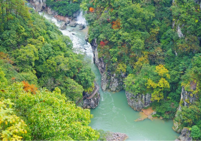 福建省 福建一个冷门的“人间仙境”，美景不输九寨沟，被称“鸳鸯之乡”