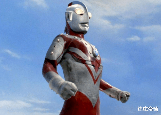 奥特之父|奥特之父陨落后，光之国首领继任者是泰罗还是佐菲？得看这3方面