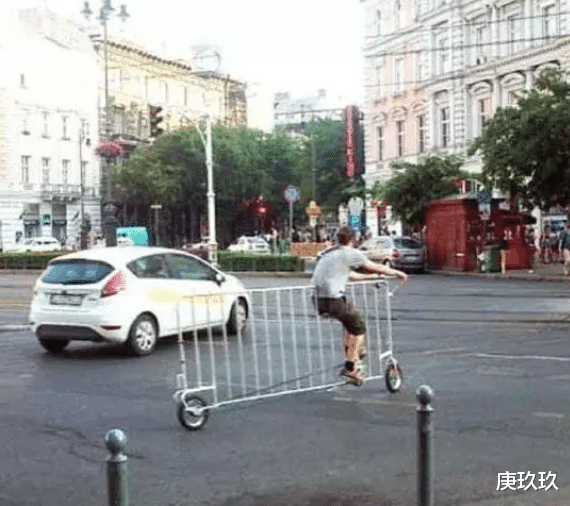  自从有了望远镜，远的可以看浩瀚星辰，近的就算远景拍摄吧