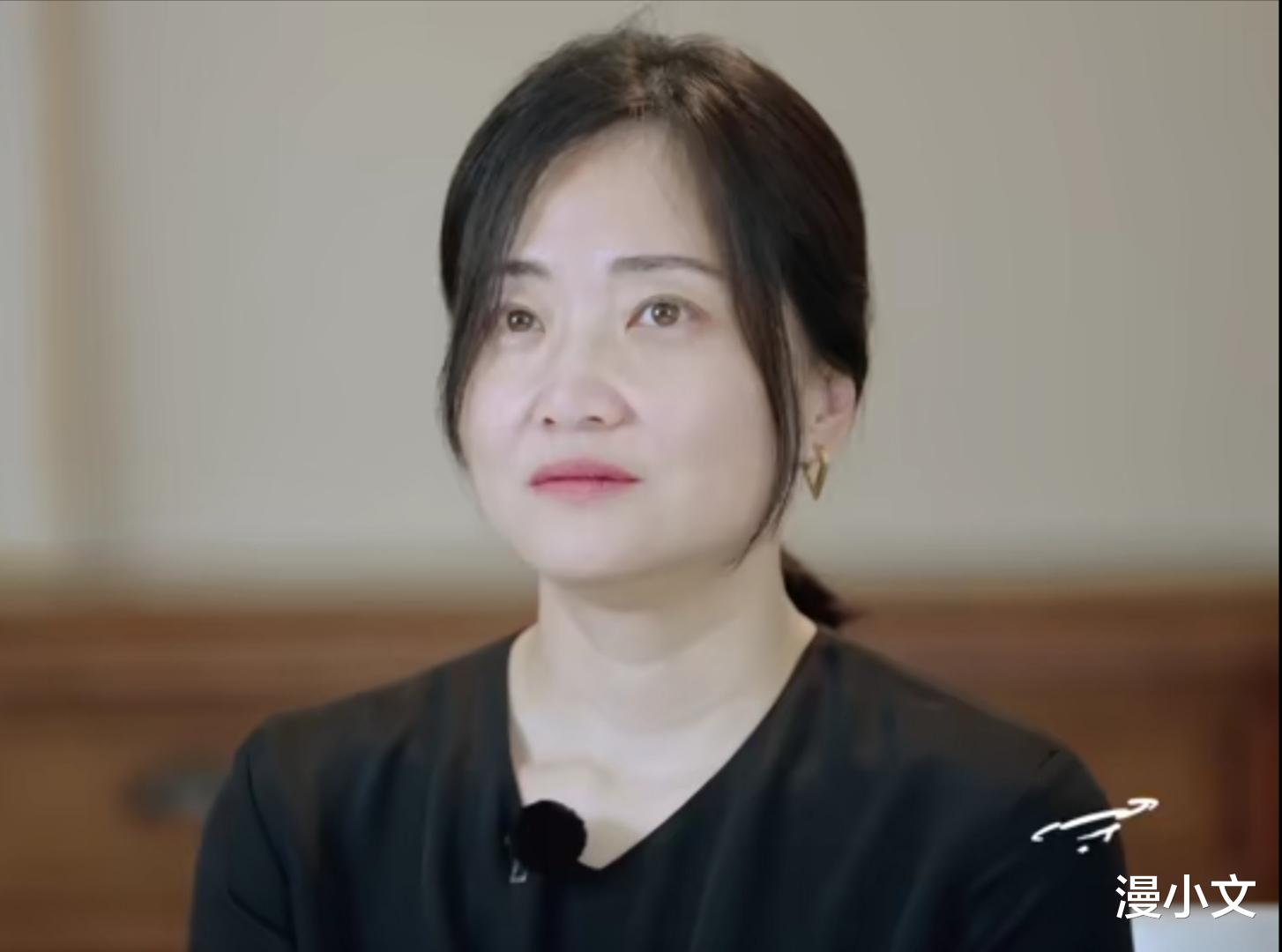漫小文|再见爱人：离婚一年的章贺郭柯宇，他们处成了离婚后最好的模样