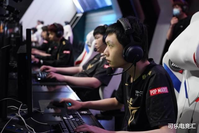 大v|大V天蛇？LOL首支夏季赛开赛以来全败的战队。网友：我上我也行。