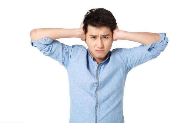 血糖|经常耳鸣的人，可能与这5个原因有关，不妨自查一下