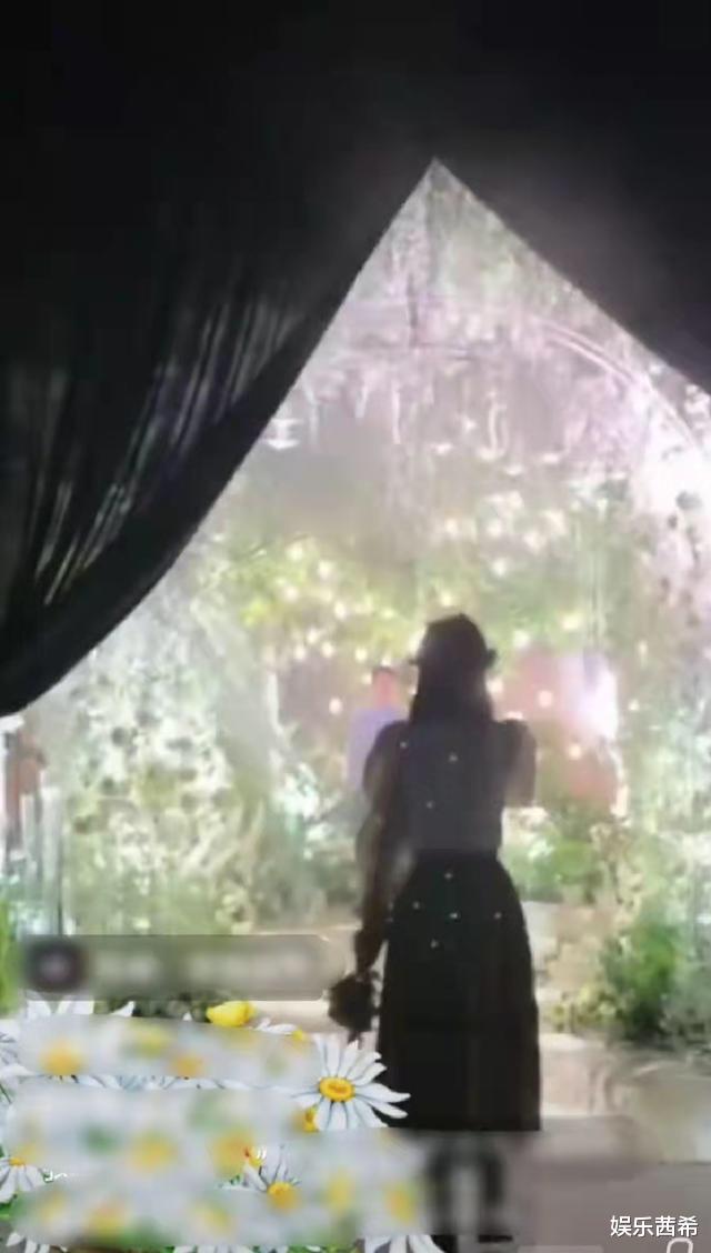 潜规则|“最美洛枳”：被娱乐圈潜规则逼到退圈，却发觉9年恋爱长跑值了