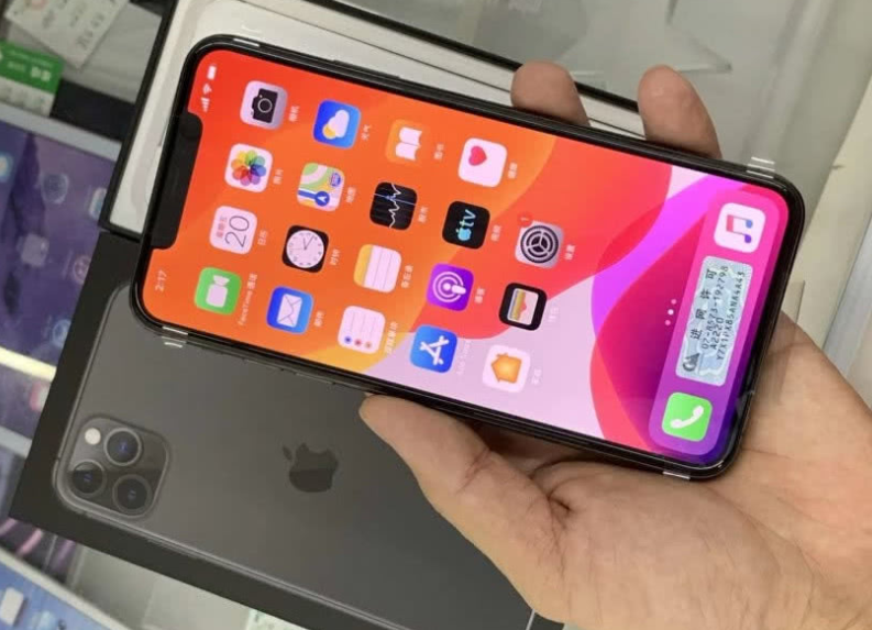 机器人|这样的背景之下，我们看到了Android的诞生与发展，甚至是普及