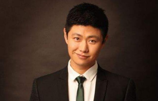 赵荀|一部戏用了八个替身,为等他剧组停工了半年,却从没人说他耍大牌