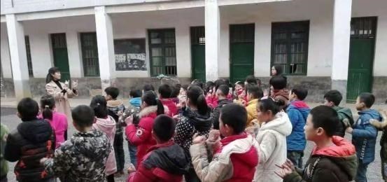 特岗教师|2021招聘“特岗教师”8万名！这些地区是重点，工资比普通教师高