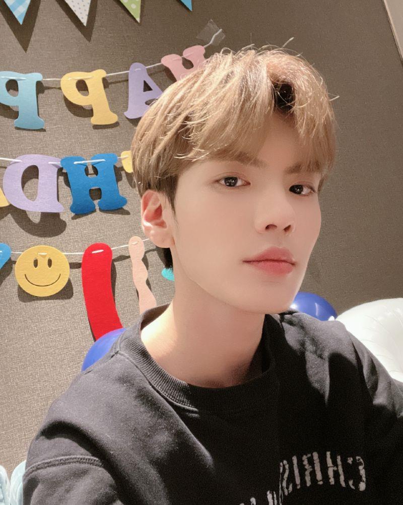 迪丽热巴|围观肖战迪丽热巴宋茜等艺人花式晒饺子！原来饺子还有这么多包法