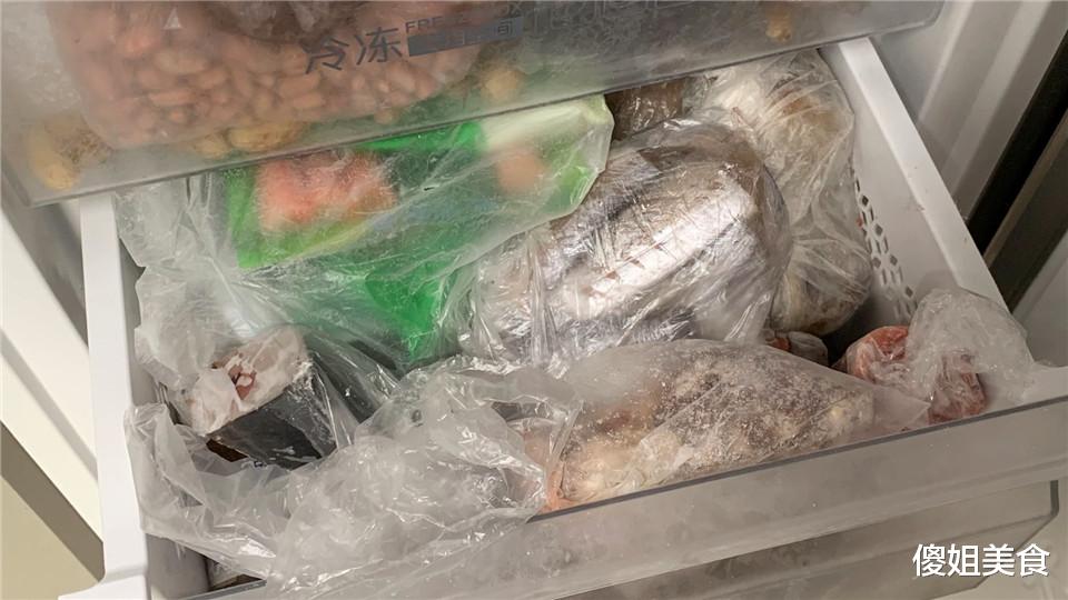 2个人的生活储备,冰箱满了不稀奇,有这些囤货,冬天不用出门了