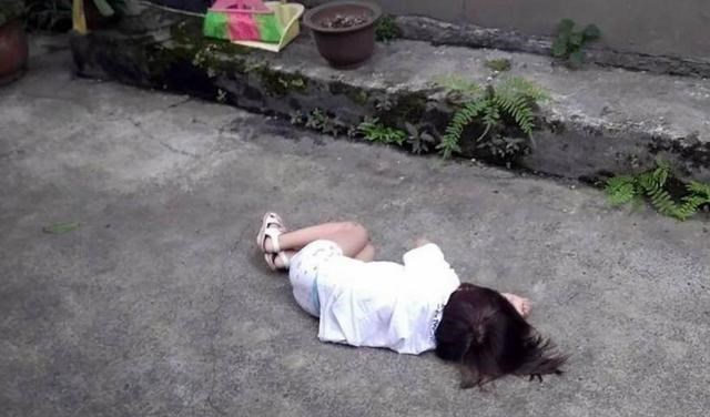 陪你慢慢变老 保姆带女童串门致其坠楼死亡，家属离奇作出谅解，检院：犯罪轻微