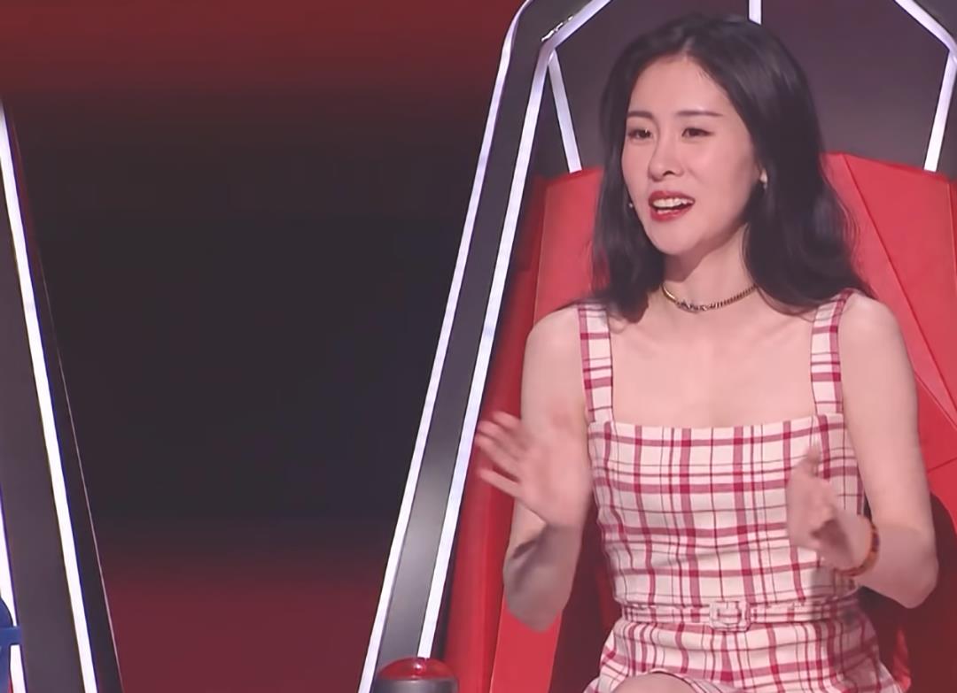 长脖子爸比说|好声音学员表达讨厌今年赛制，李荣浩却说她是最大赢家，屡战屡胜