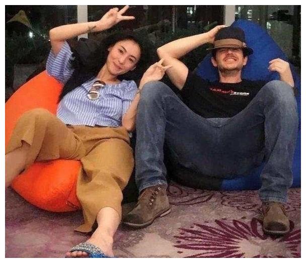 张柏芝|张柏芝首次谈论小儿子，看清正面照后，三子生父身份疑似曝光？