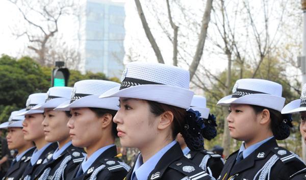 辅警|辅警工资低,为啥还有那么多学生报考?其中原因很真实