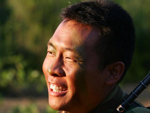 许三多|士兵突击：史今带兵能力强，又深得连长高城喜欢，为何最后转业