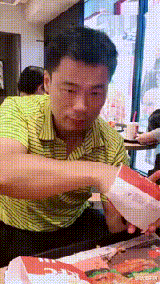 |邻居新建的房子，总感觉哪里怪怪的，原因在哪呢？