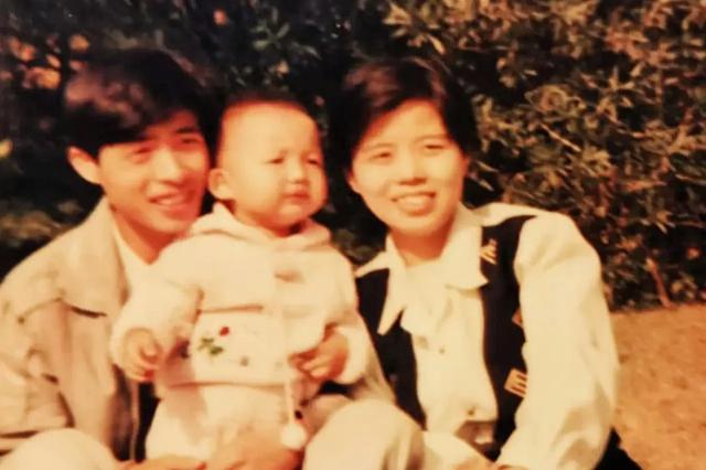 姚策|姚策到底长得像谁？来，看看就知道！