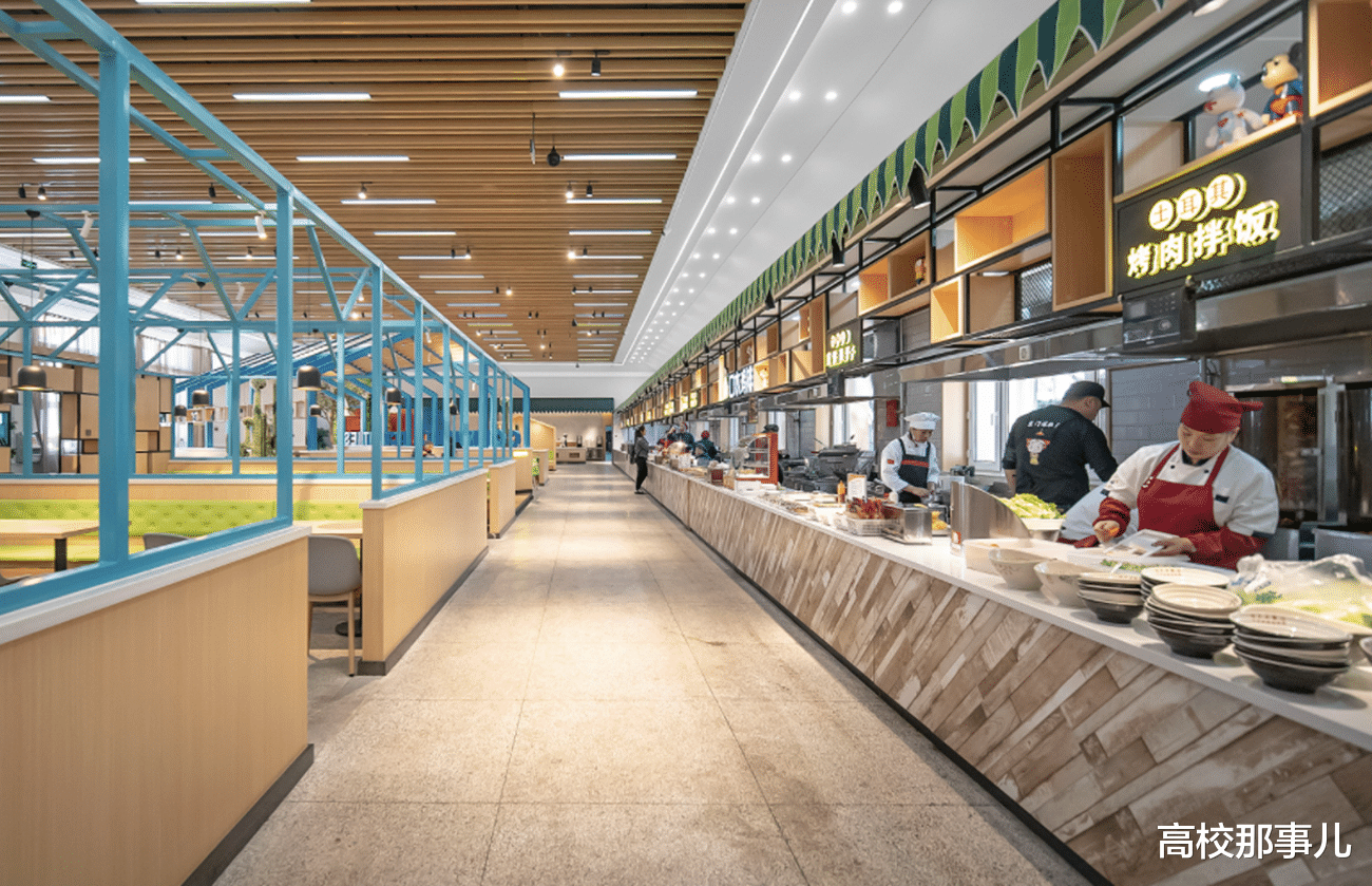 梅菜扣肉|堂堂211名校,却因“饭菜太贵”上了热搜,梅菜扣肉每斤达125元