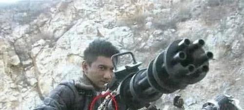 赵本山|看一次笑一年的穿帮镜头，黄晓明吻下巴我忍了，这“雕”也太过分了吧