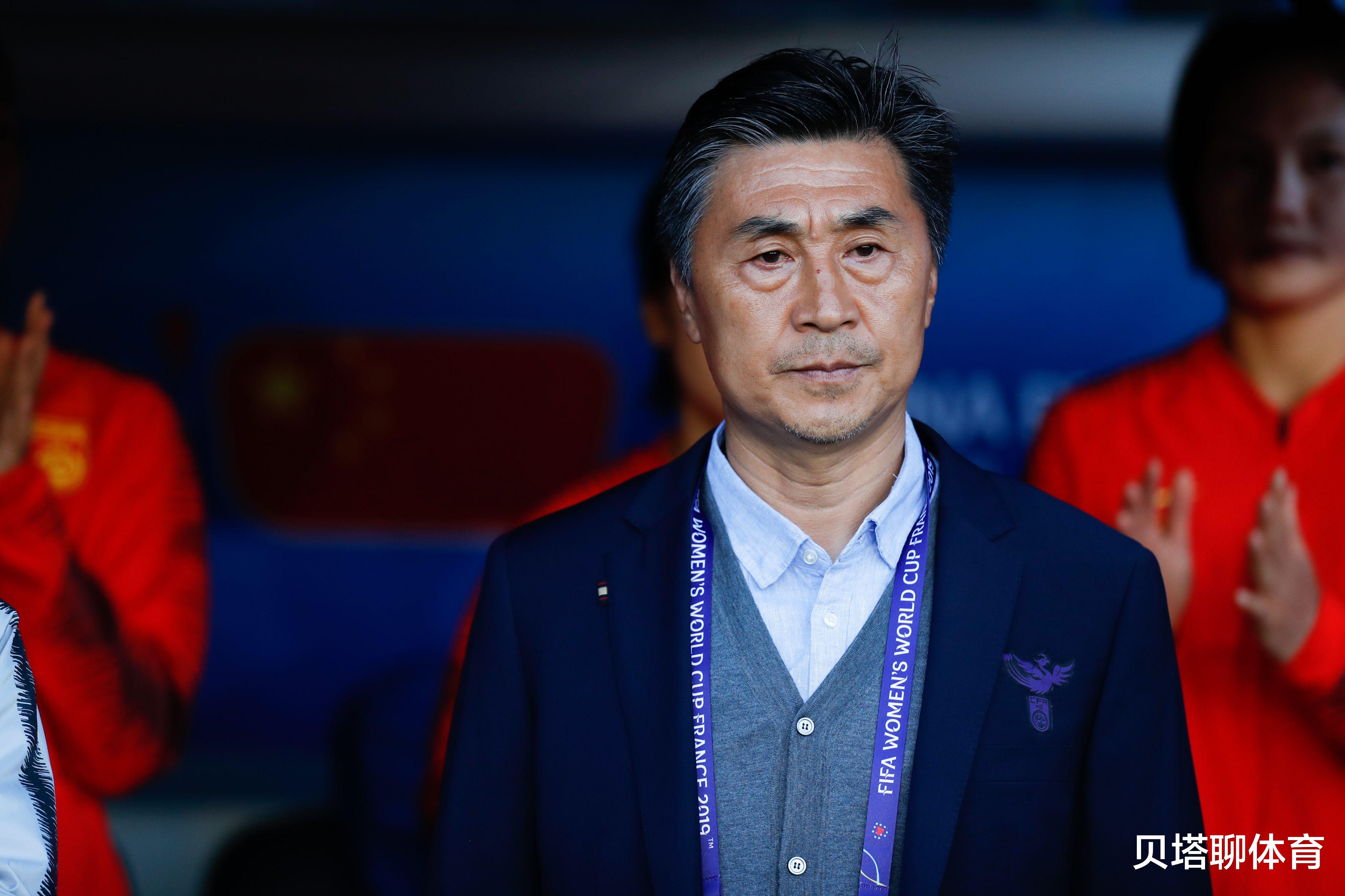 日本队|0-1太可惜！心疼日本梅西！日本教练学啥不好，学贾秀全不要球星