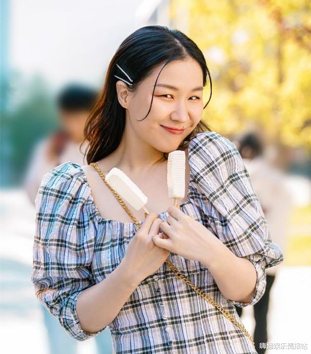 金靖|金靖新剧花絮曝光，陈赫痛苦，秦奋被说变态，霍尊红肚兜看着都冷