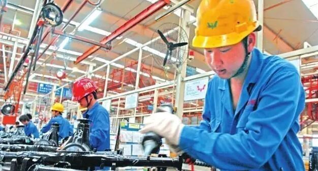 制造业 月薪2万，这一行业缺口达3000万，90后不愿干，70后成中坚力量
