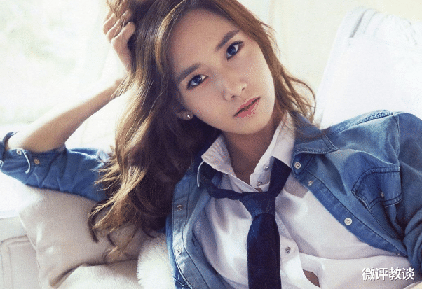 郑少秋|拥有多重身份的林允儿，是一个全能型艺人，有着很好的评价