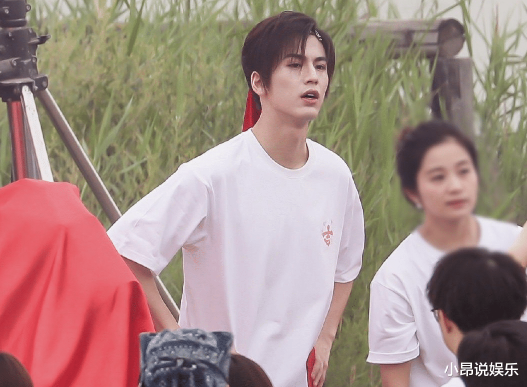 天官赐福|《天官赐福》定妆照公开!站姐晒路透图被骂,粉丝都不敢认领