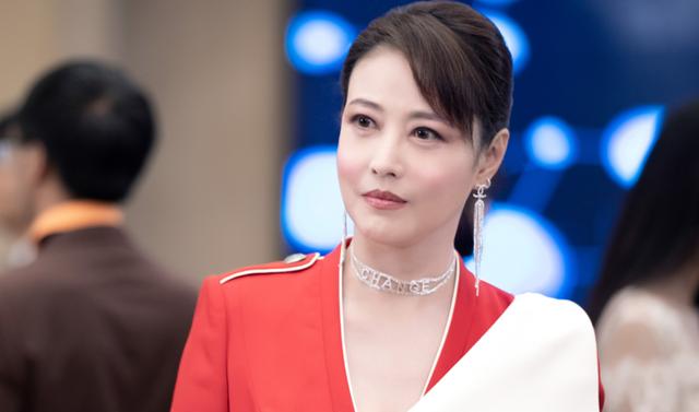 卸甲归来|上映了两天票房9万元，三大港星新片沦为1月最惨烂片