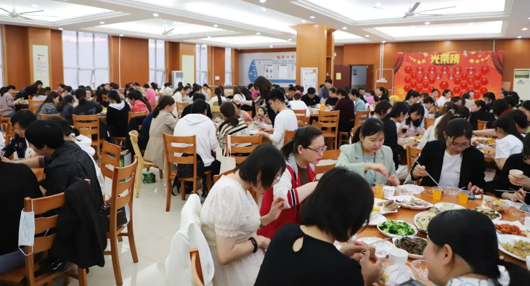 凤凰台上凤凰酒 鲁南眼科医院举办庆祝“5.12国际护士节”系列活动