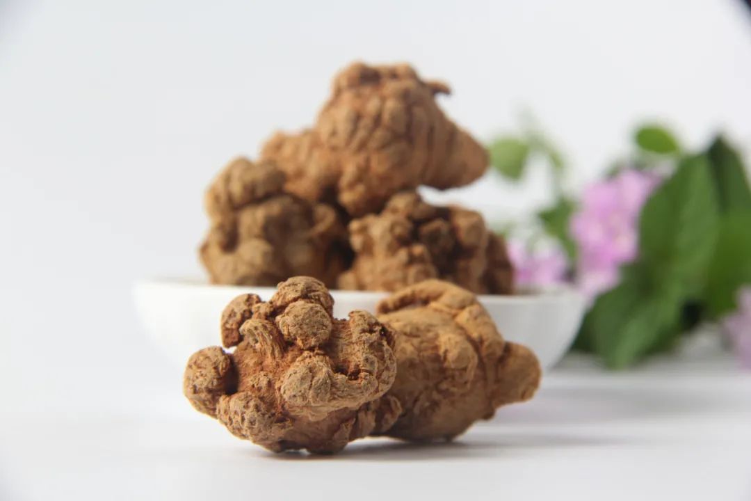 中草药|这味中草药的名字和数字有关，被称为“神草”，可用于止血化瘀