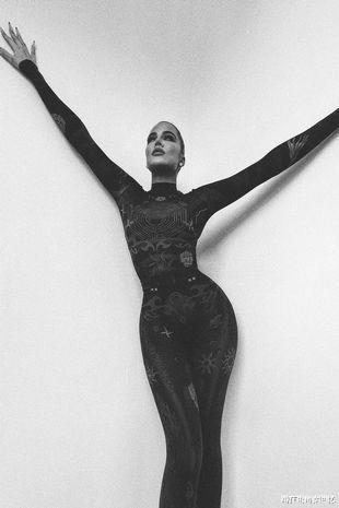 景甜|卡戴珊家疯狂狗血的一年！离婚订婚，出轨复合，小小妹偷偷生二胎