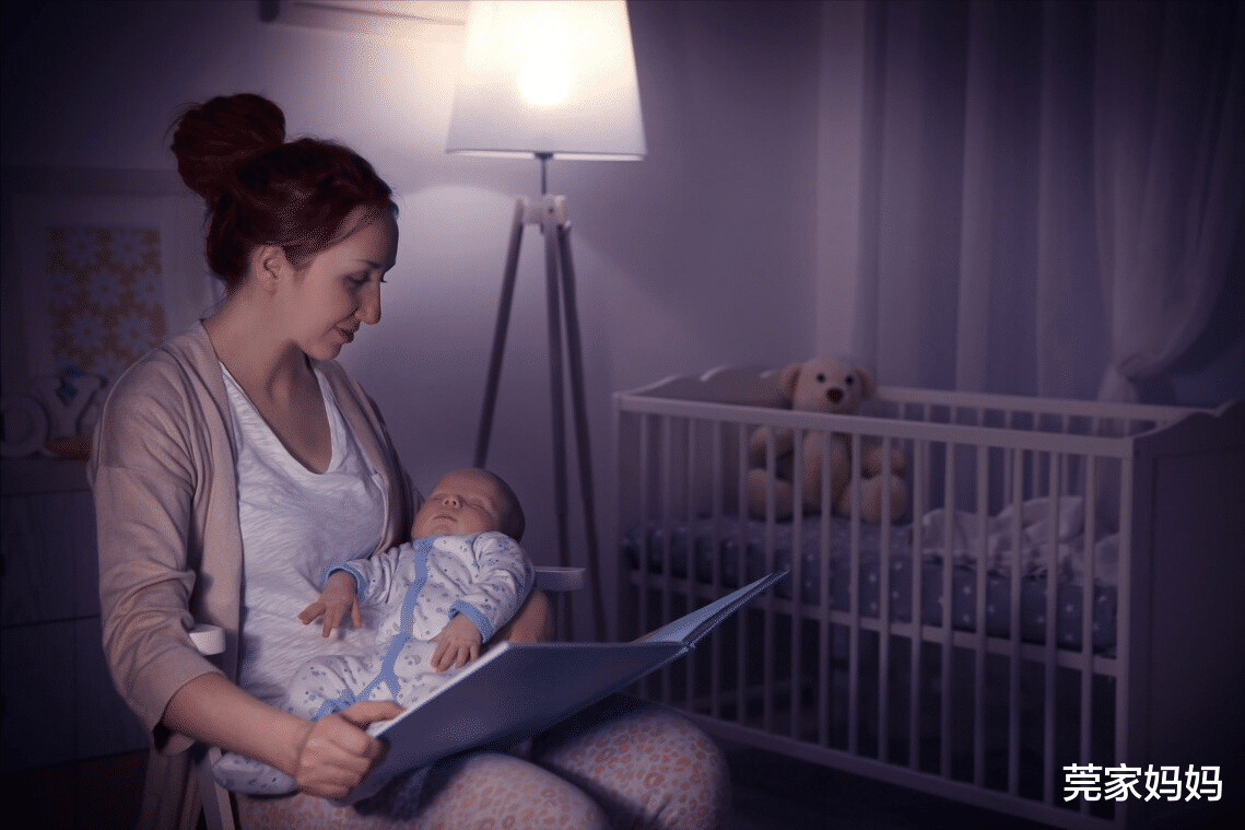 莞家妈妈|宝宝睡觉时，爸妈3件事最好不要做，7个方法助你培养孩子好睡眠